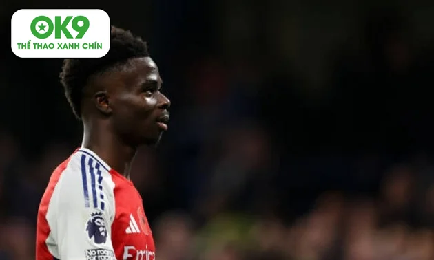 bukayo saka ca ngoi mesut ozil la ong oi hay nhat