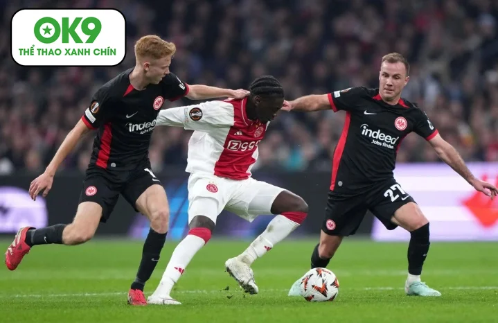 man united quyet au newcastle tranh tai nang 17 tu