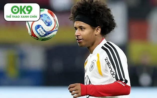 mu va inter ai chien chieu mo may chay karim adeye